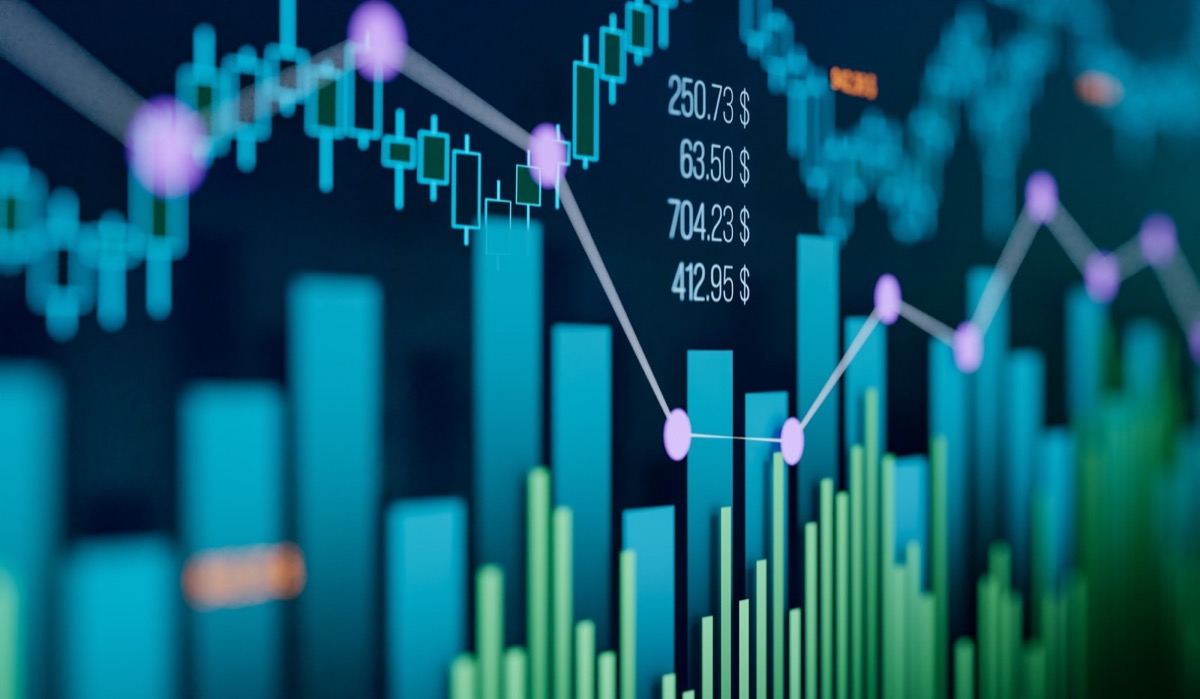 Financial professionals collaborating to represent venture capital and private equity clients